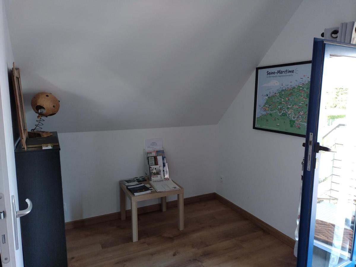 A La Campagne, Au Calme Bed & Breakfast Monterolier Bagian luar foto